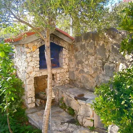 With Parking Space - 7541 Rogoznica (Sibenik-Knin)