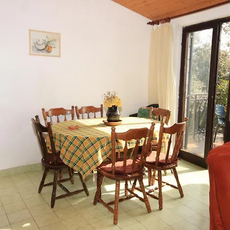 Apartment With Parking Space - 7541