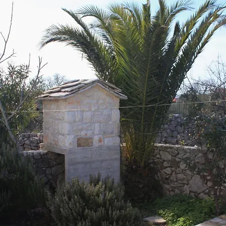 With Parking Space - 7541 Apartment Rogoznica (Sibenik-Knin)