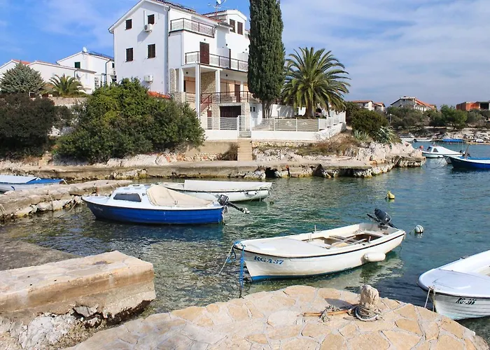 Daire With Parking Space - 7541 *