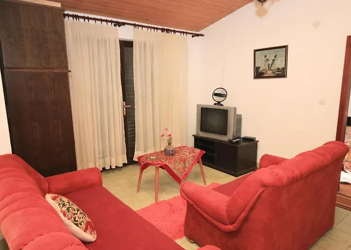 With Parking Space - 7541 Rogoznica (Sibenik-Knin)