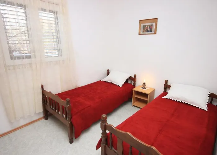 With Parking Space - 7541 Apartman