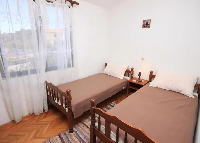 With Parking Space - 7541 Apartamento